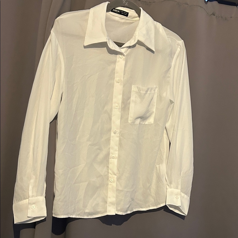 Women’s White Dress Shirt